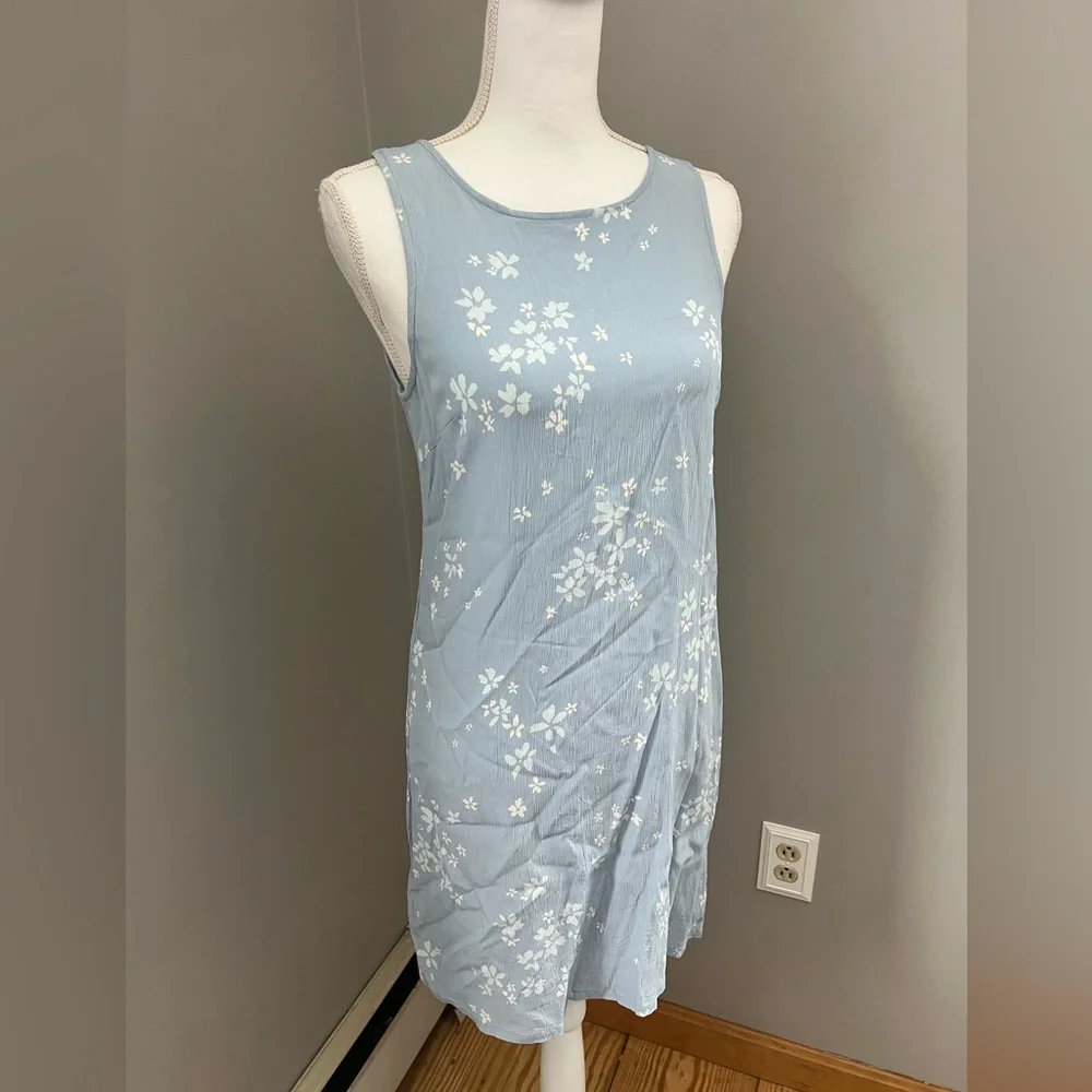 Vintage J. Crew 90’s Baby Blue Floral Sheath Dress
